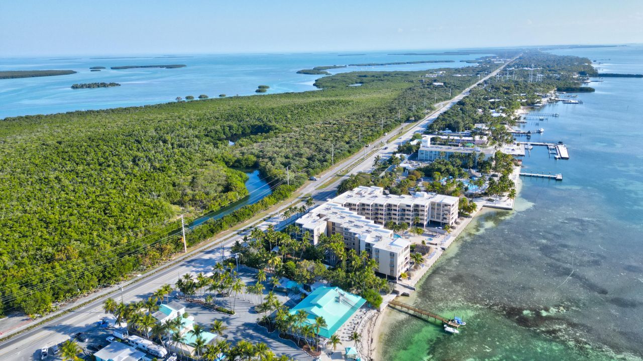 79901 Overseas Highway, Unit 204, Islamorada, FL 33036 Photo