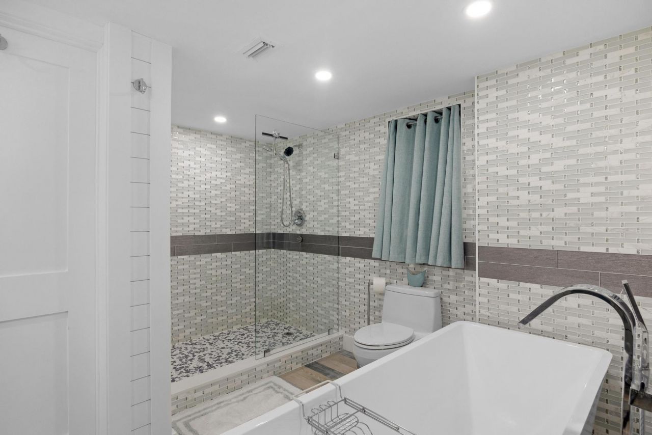 1998 Overseas Highway, Unit A22, Marathon, FL 33050 Photo