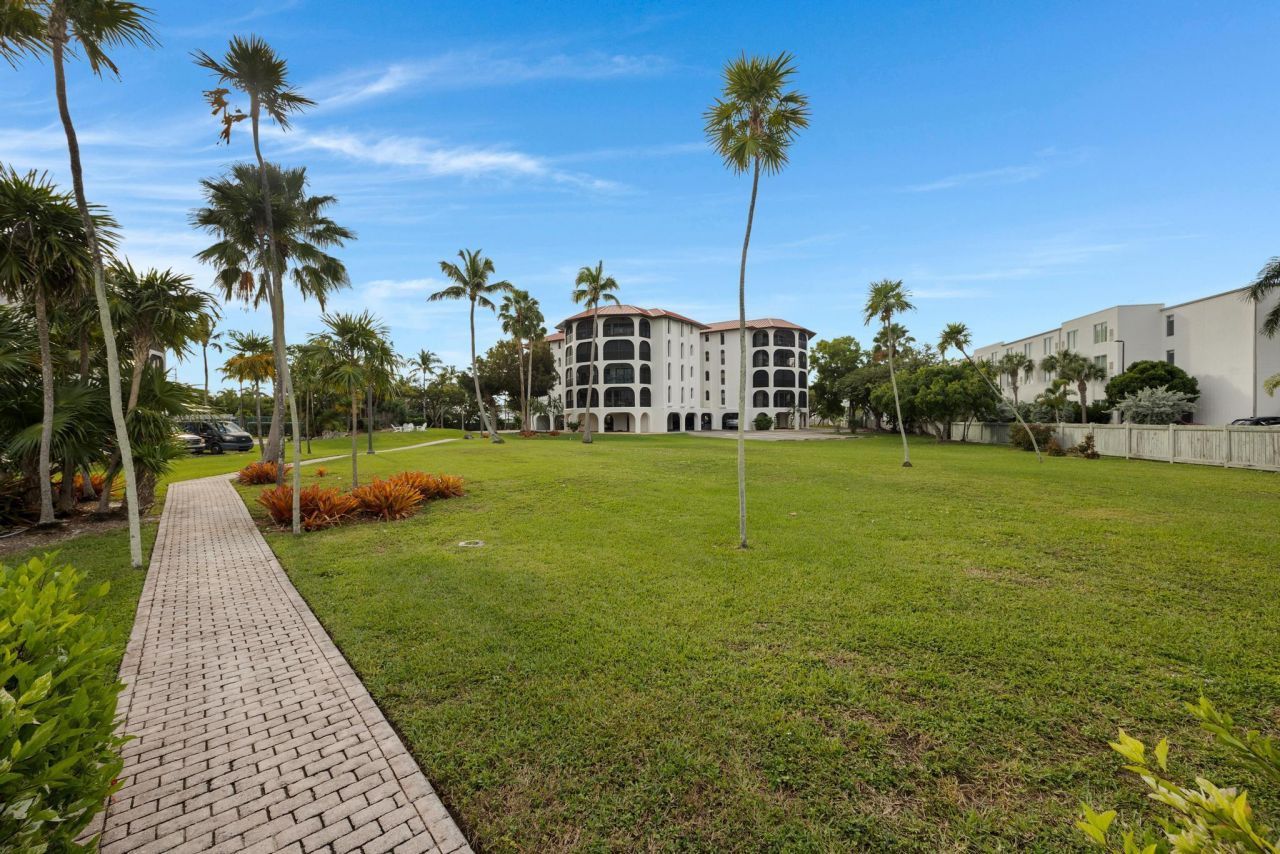 1998 Overseas Highway, Unit A22, Marathon, FL 33050 Photo