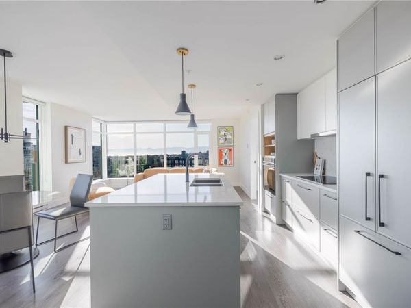 960 Yates St , Unit 702, Victoria, BC V8V 3M3