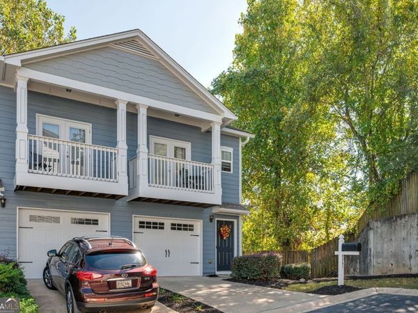 1761 Liberty Parkway NW, Atlanta, GA 30318