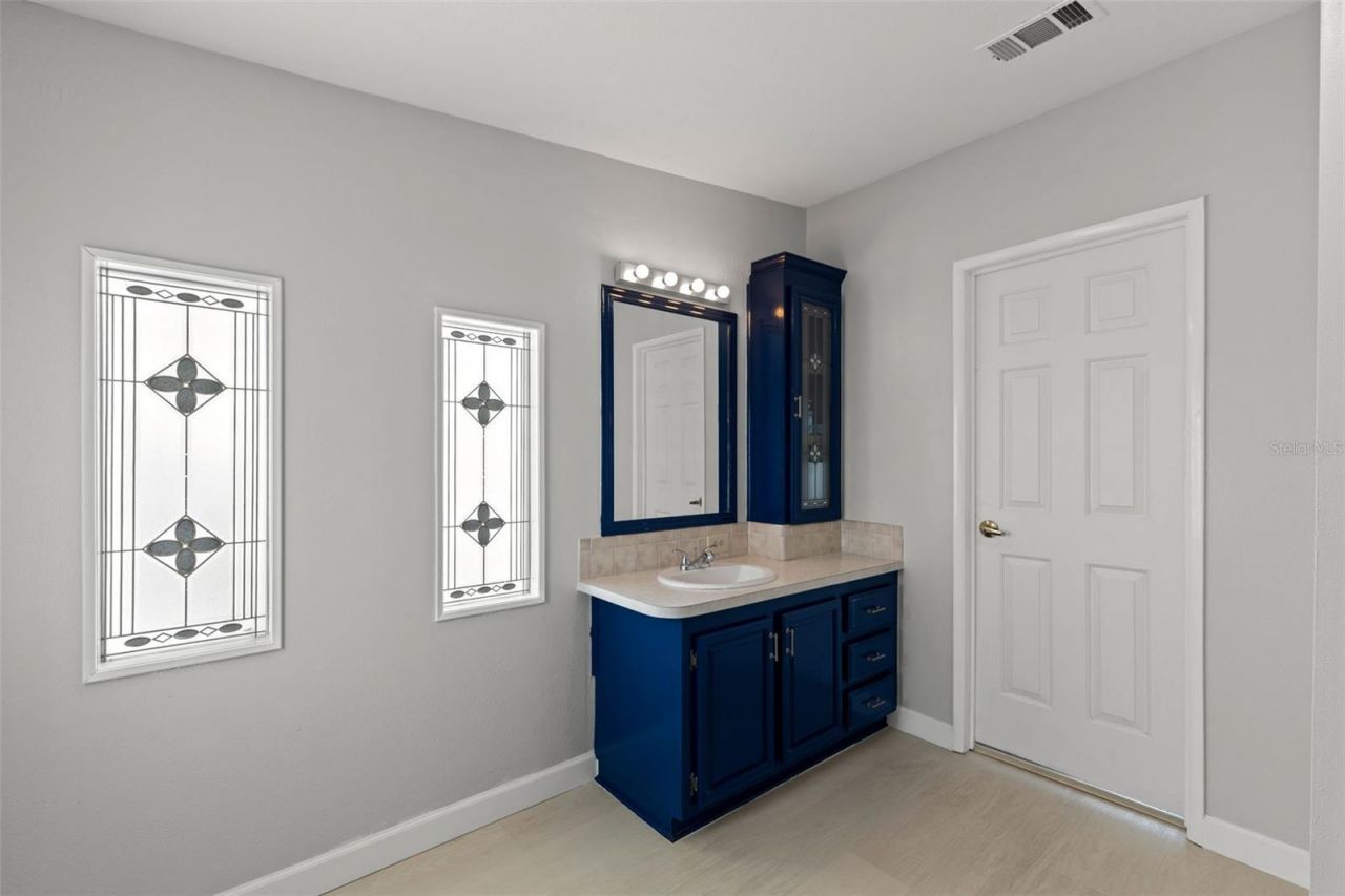 7113 Mount Piney Road Ne, Unit 719, Saint Petersburg, FL 33702 Photo