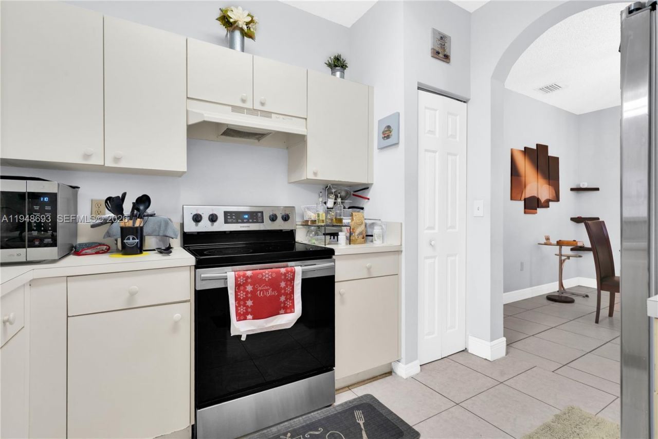 74 NW 2nd St, Homestead, FL 33030 Photo