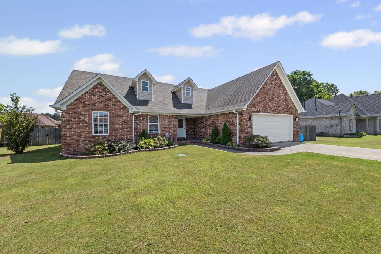 256 Azalea Dr, Atoka, TN 38004 Main Photo