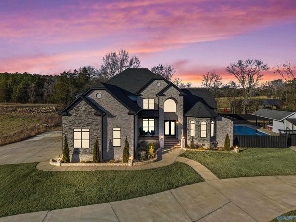 3720 South Chapel Hill Road, Decatur, AL 35603