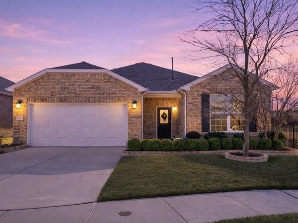 900 Memorial Drive, Little Elm, TX 76227