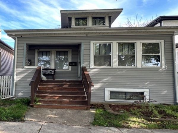 1421 Gunderson Avenue, Berwyn, IL 60402