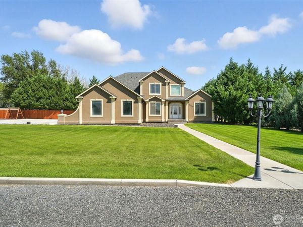 6795 NE D.8 Road, Moses Lake, WA 98837
