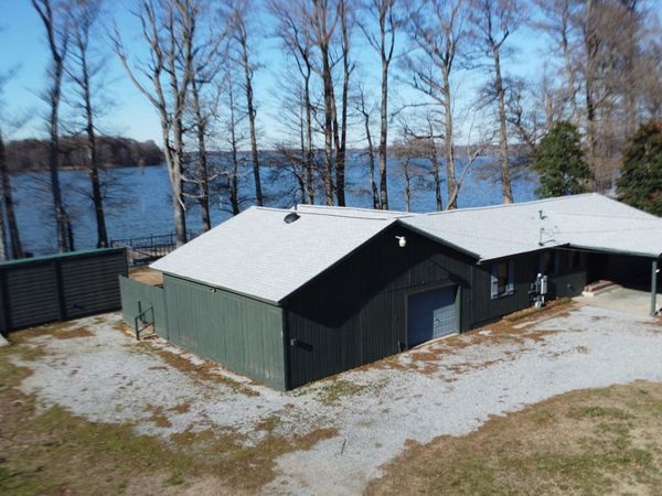 1421 Lake Drive, Hornbeak, TN 38232