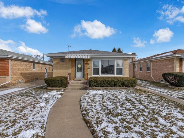 2913 Sarah Street, Franklin Park, IL 60131