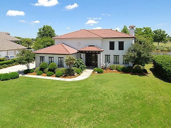 107 ENGLISH TURN Drive, New Orleans, LA 70131