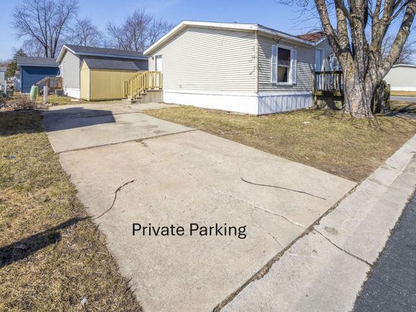285 Park Lane, Sauk Village, IL 60411