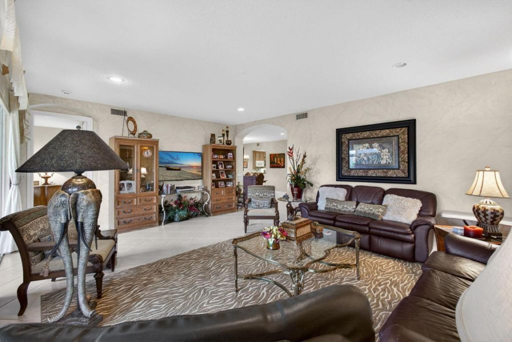 113 Palm Point Circle, Unit A, Palm Beach Gardens, FL 33418 Photo