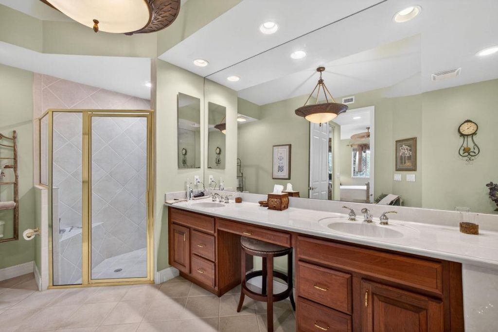 113 Palm Point Circle, Unit A, Palm Beach Gardens, FL 33418 Photo