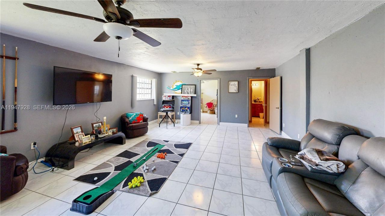 2420 NW 132nd St, Miami, FL 33167 Photo