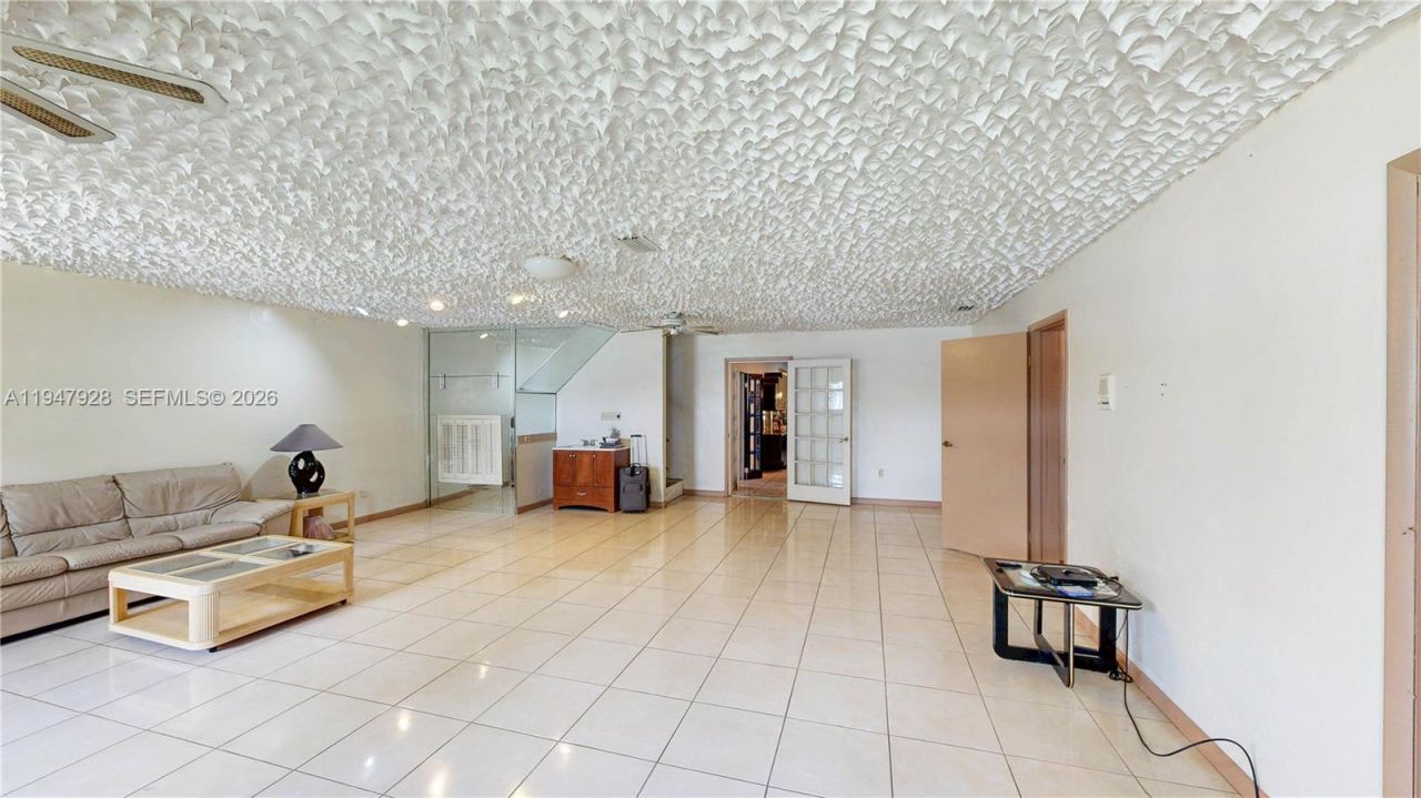 2420 NW 132nd St, Miami, FL 33167 Photo