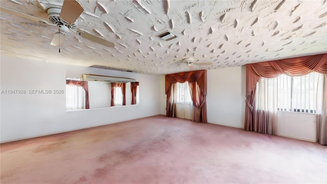 2420 NW 132nd St, Miami, FL 33167 Photo