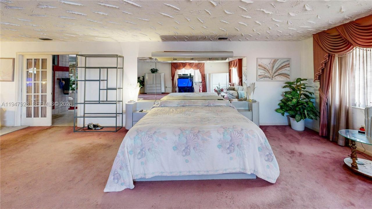 2420 NW 132nd St, Miami, FL 33167 Photo