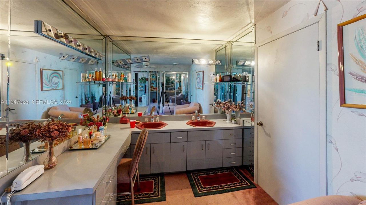 2420 NW 132nd St, Miami, FL 33167 Photo