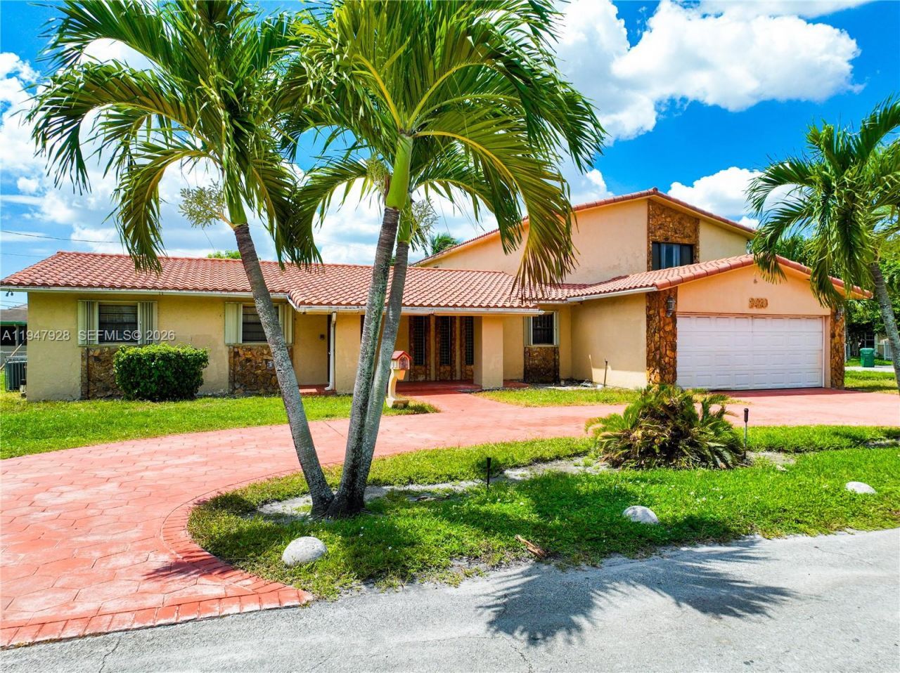 2420 NW 132nd St, Miami, FL 33167 Photo