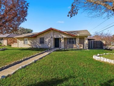 1769 Mapleton Drive, Dallas, TX 75228