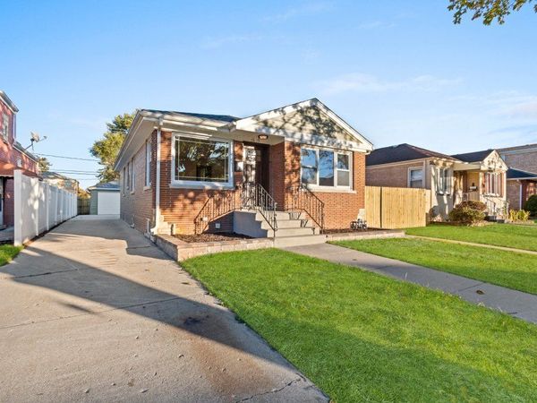 1619 N 20th Avenue, Melrose Park, IL 60160