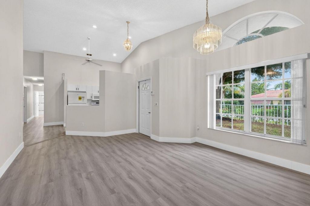 9910 Malvern Drive, Tamarac, FL 33321 Photo