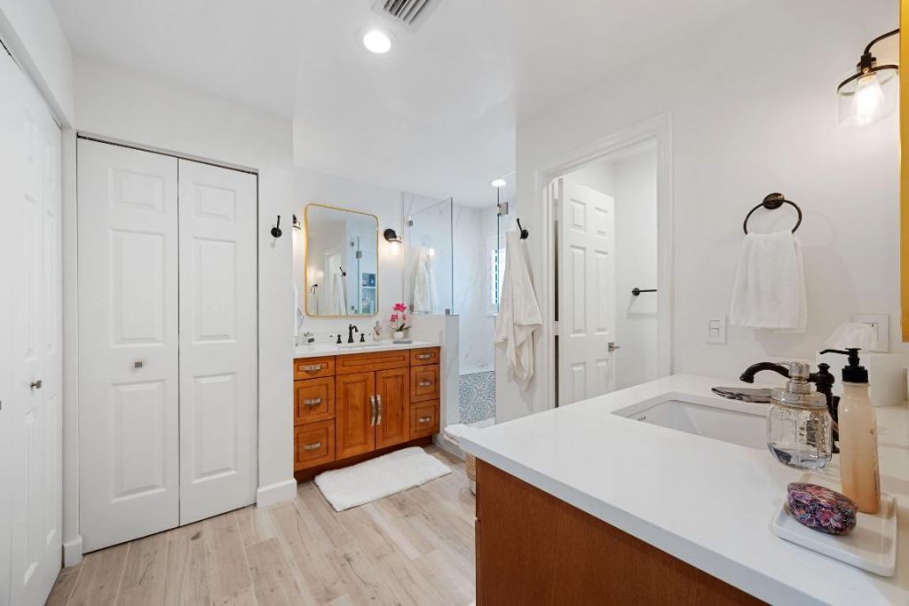 5710 Coach House Circle, Unit F, Boca Raton, FL 33486 Photo