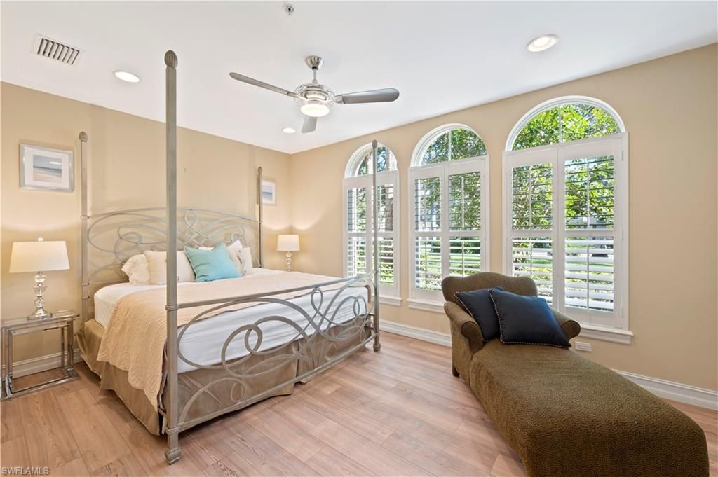 2809 Tiburon Blvd E, Unit 2, Naples, FL 34109 Photo