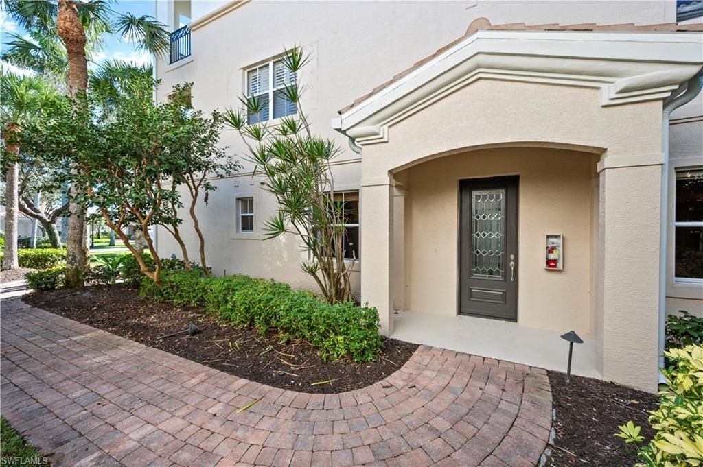 2809 Tiburon Blvd E, Unit 2, Naples, FL 34109 Photo
