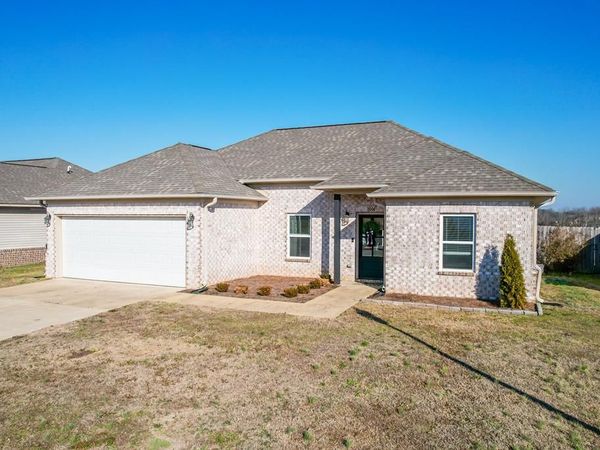 2006 Sweetbriar, Oxford, MS 38655