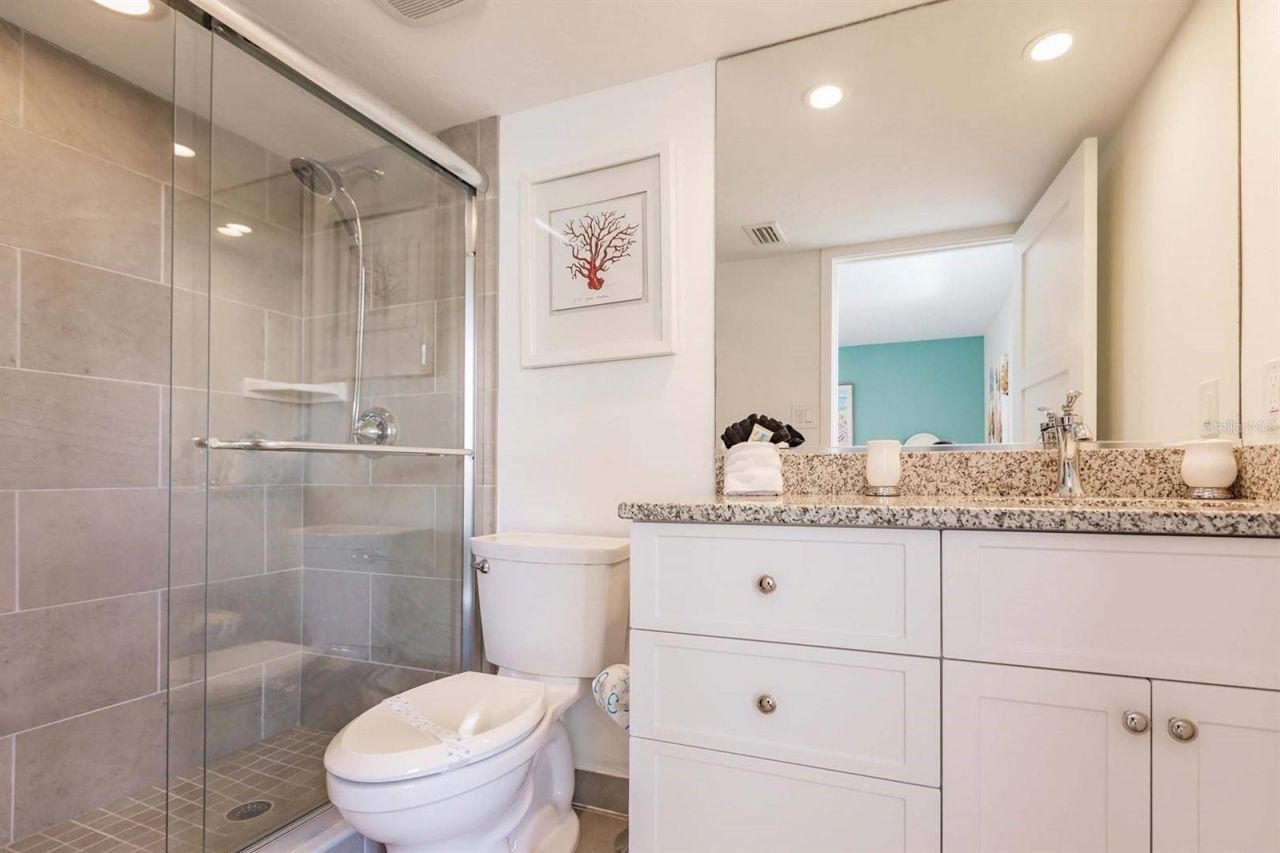 1125 W Peppertree Drive, Unit 407, Sarasota, FL 34242 Photo