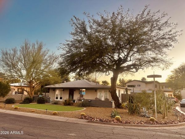 4535 E CAMPBELL Avenue, Phoenix, AZ 85018