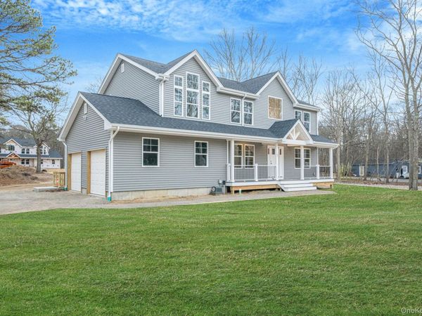 63A Blydenburgh Road , Centereach, NY 11720