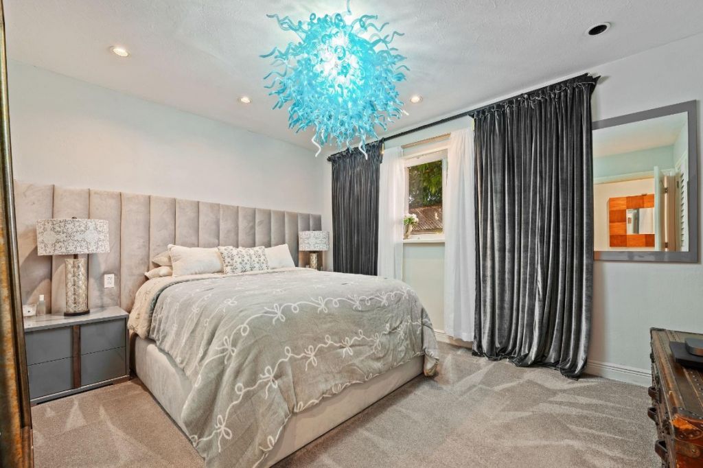 1617 Poinsettia Drive, Fort Lauderdale, FL 33305 Photo