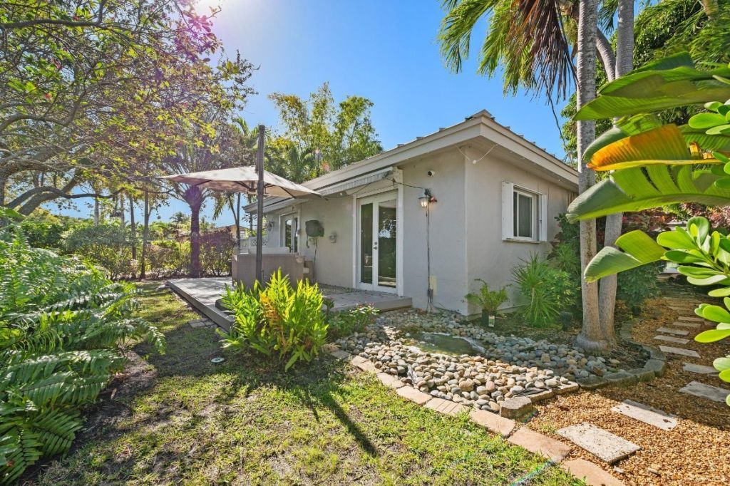 1617 Poinsettia Drive, Fort Lauderdale, FL 33305 Photo