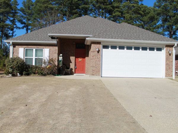 157 Waverly Circle, El Dorado, AR 71730