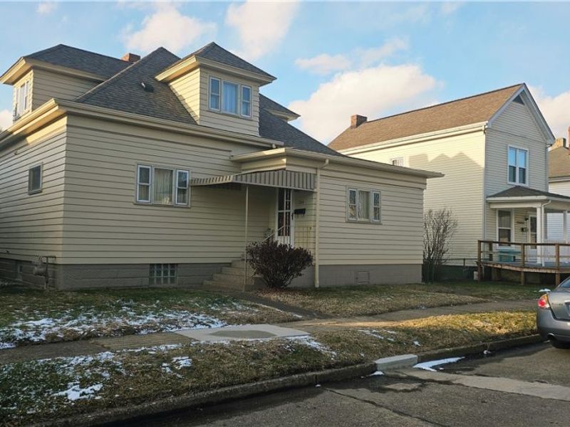 204 Grandview Avenue, Tiltonsville, OH 43963 Photo 1