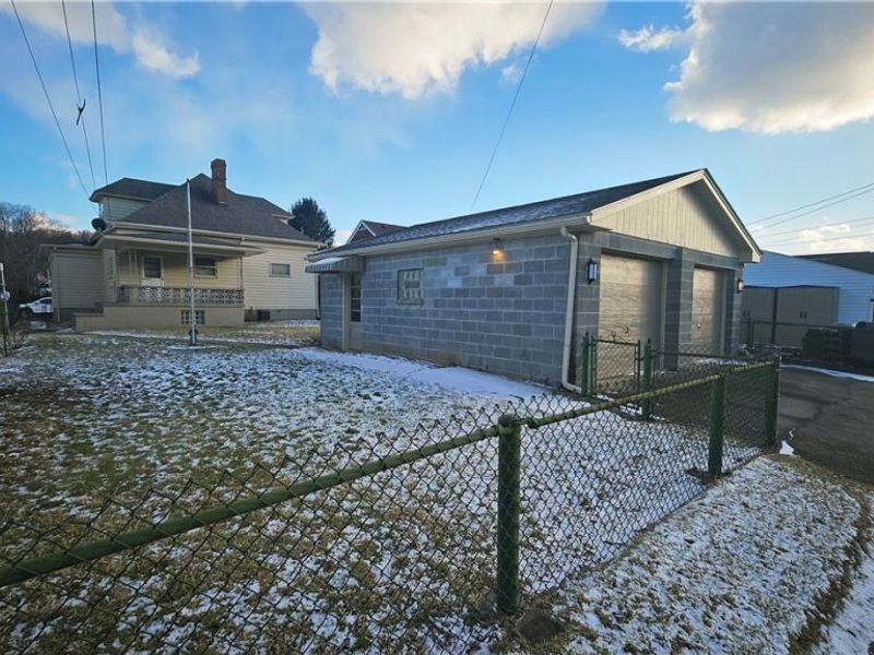 204 Grandview Avenue, Tiltonsville, OH 43963 Photo 12