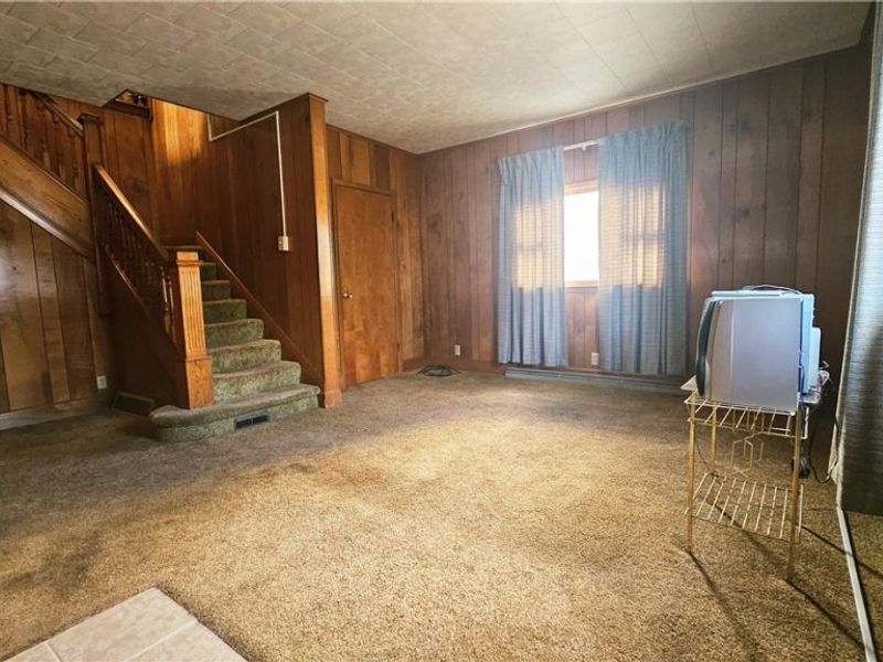 204 Grandview Avenue, Tiltonsville, OH 43963 Photo 17