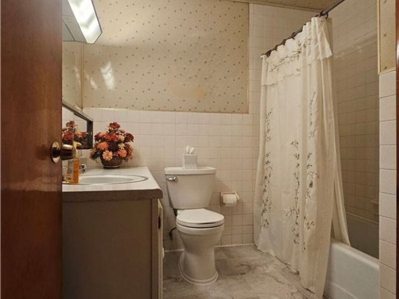 204 Grandview Avenue, Tiltonsville, OH 43963 Photo 27