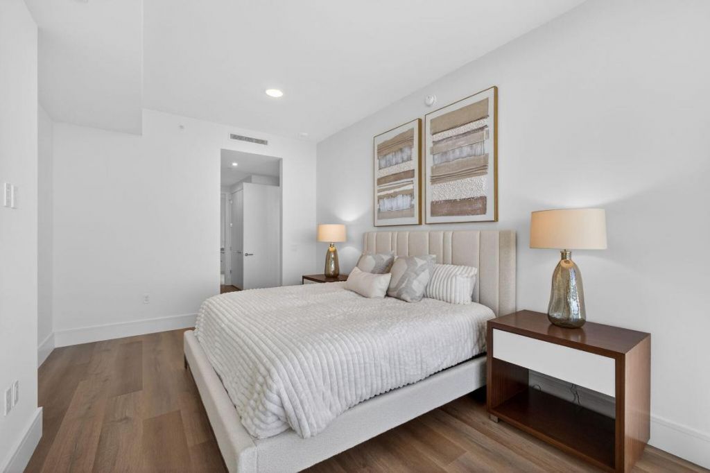 220 Lake Shore Drive, Unit 1906, Lake Park, FL 33403 Photo