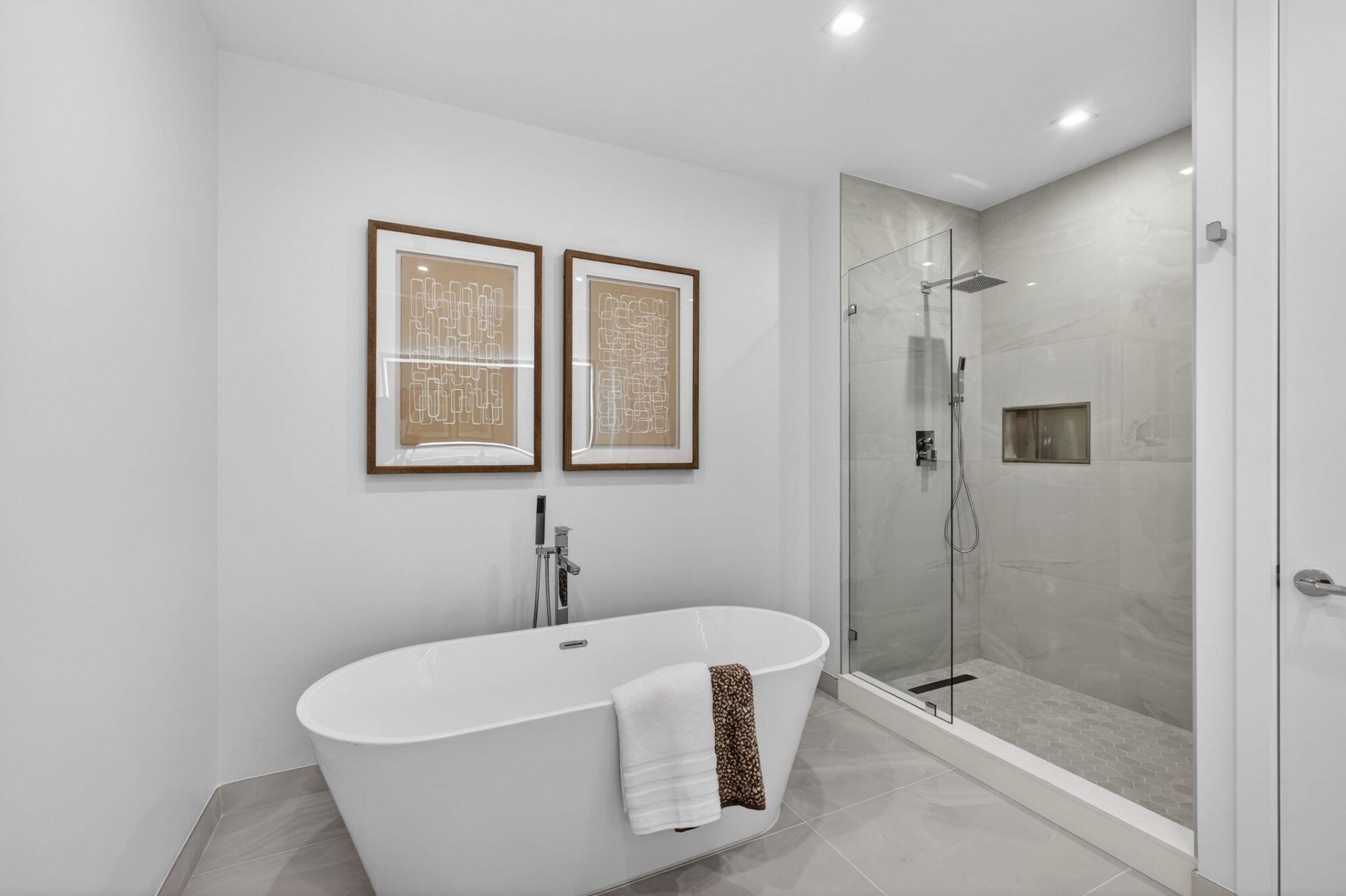 220 Lake Shore Drive, Unit 1906, Lake Park, FL 33403 Photo