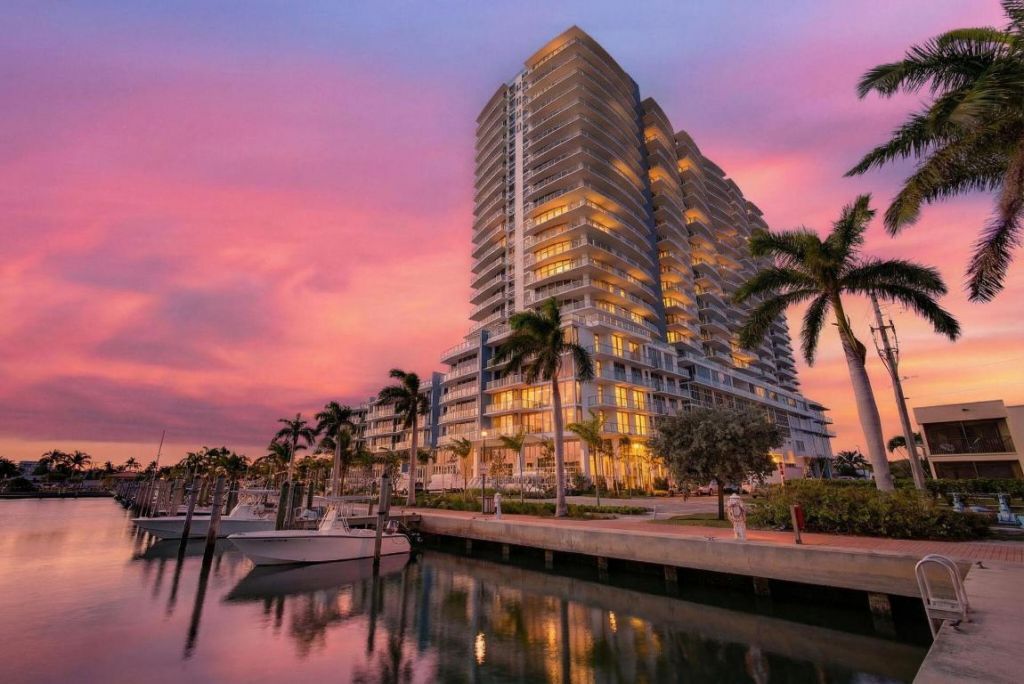 220 Lake Shore Drive, Unit 1906, Lake Park, FL 33403 Photo