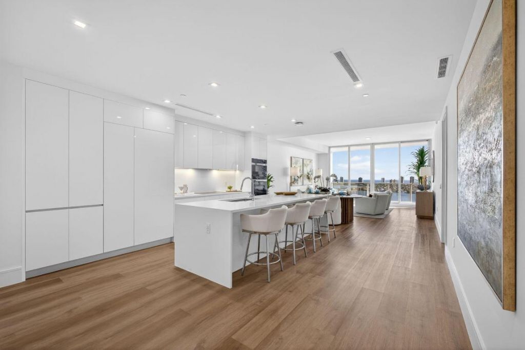 220 Lake Shore Drive, Unit 1906, Lake Park, FL 33403 Photo