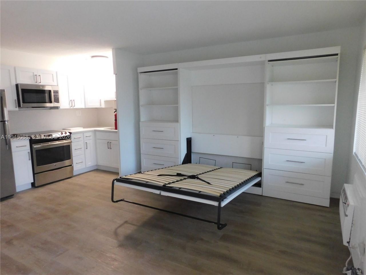 5821 NE 18th Ave, Fort Lauderdale, FL 33334 Photo