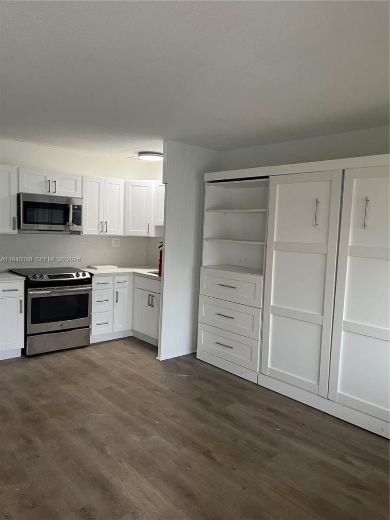 5821 NE 18th Ave, Fort Lauderdale, FL 33334 Photo