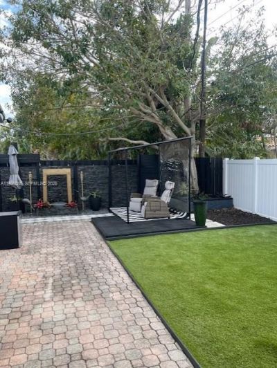 5821 NE 18th Ave, Fort Lauderdale, FL 33334 Photo