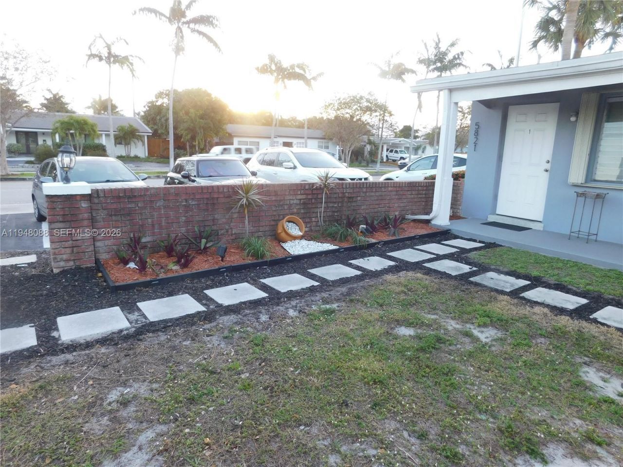 5821 NE 18th Ave, Fort Lauderdale, FL 33334 Photo