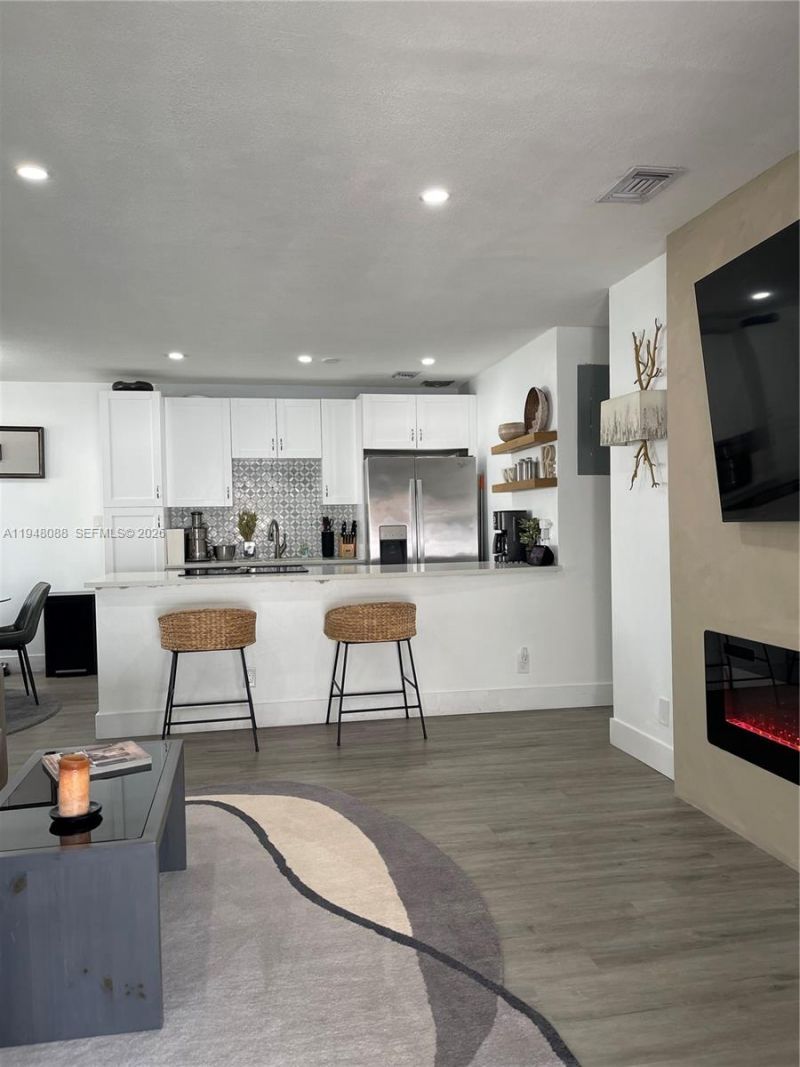 5821 NE 18th Ave, Fort Lauderdale, FL 33334 Photo